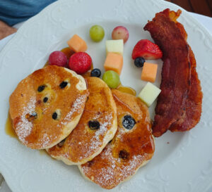 Blueberry Pancakes mit Bacon