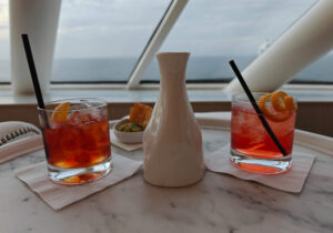 Crystal Signature Negroni Cocktail und Negroni Sbagliato