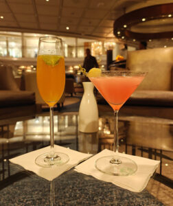Bellini und Ginger Cosmo