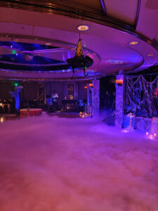 Crystal White Night, Fright Nicht, Halloween Spook-Tacular