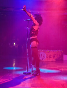 Aaron als Frank N. Furter