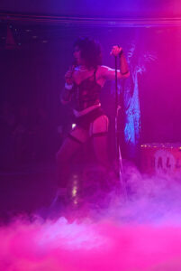 Aaron als Frank N. Furter