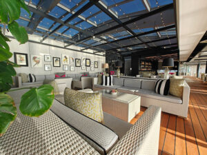 Tastes Bar