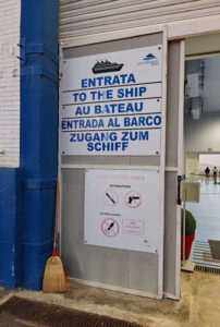 zurück in Livorno