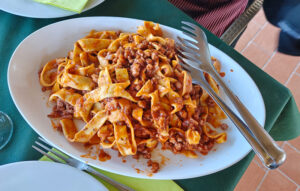 Tagliatelle con Ragout