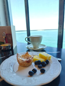 Kaffeepause mit einem Pastel de Nata