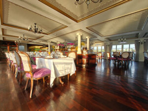 Le Marche Restaurant