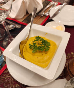 tägliches Hummus