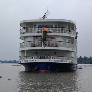 Mekong Navigator vor Cho Lach