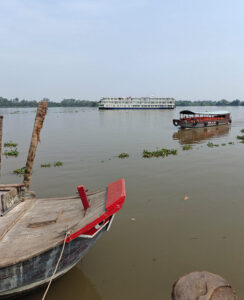 Mekong Navigator vor Cho Lach
