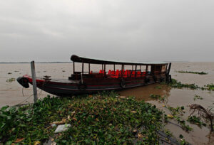 das Sampan wartet