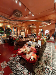 HUM Restaurant