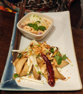 HUM Restaurant