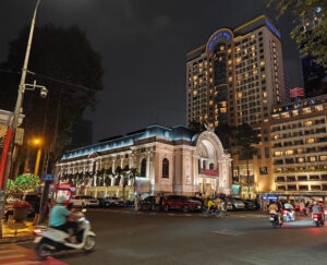 Oper und Caravelle Hotel