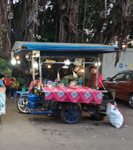 Streetfood am Fluss