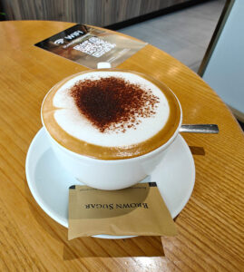 nicht veganer Cappuccino