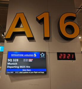 SQ 328 SIN - MUC