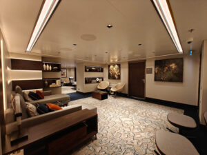 Studios Studio Lounge