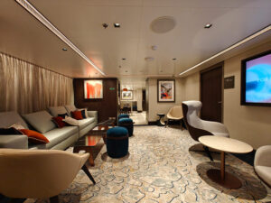 Studios Studio Lounge
