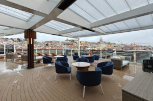 Indulge Outdoor Lounge