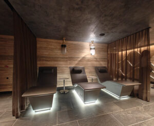 Thalasso-Therapy Pool