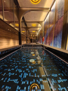 Thalasso-Therapy Pool