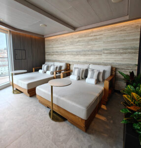Thermal Lounge