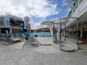 Pooldeck