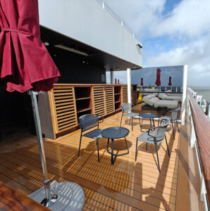 The Haven Sundeck - Adults Only