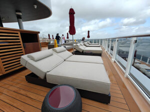 The Haven Sundeck - Adults Only