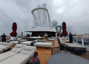 The Haven Sundeck - Adults Only