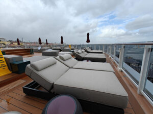 The Haven Sundeck - Adults Only