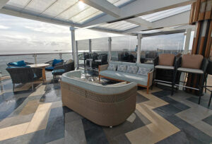 Indulge Outdoor Lounge