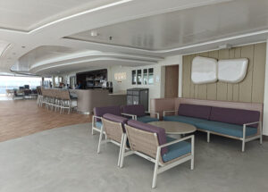 Waves Pool Bar