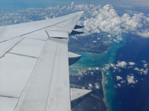 Kreisen über den Bahamas