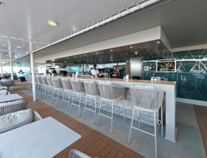 Top 20 Exclusive Solarium Bar