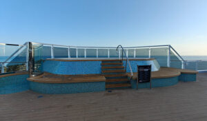 Pooldeck Deck 19