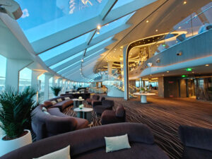 Top Sail Lounge
