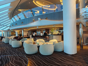 Top Sail Lounge