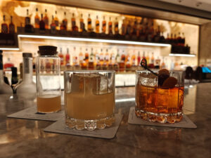 Spiked Whiskey und Jackhammer