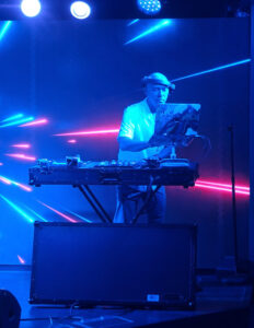 Glow Party