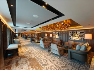 Grand Lounge