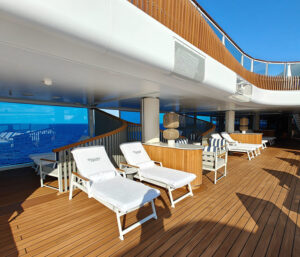 Pooldeck