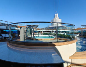 Pooldeck