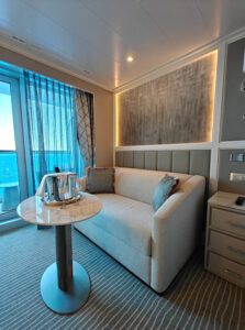 Concierge Level Veranda 10026