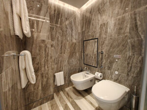 Oceania Suite 11080