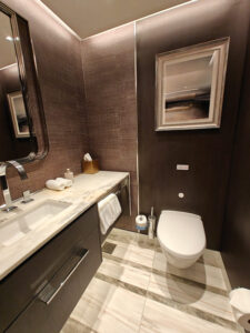 Oceania Suite 11080