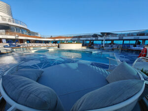 Pooldeck