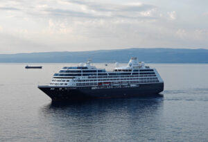 Azamara Pursuit