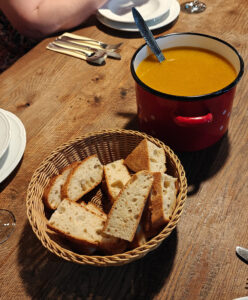 Suppe und Brot